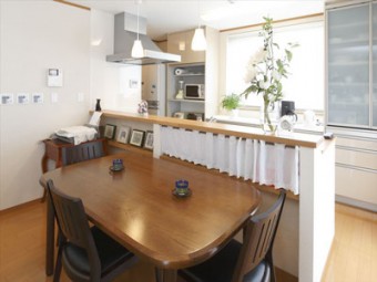 築30年の住まいを二世帯住宅にリフォーム